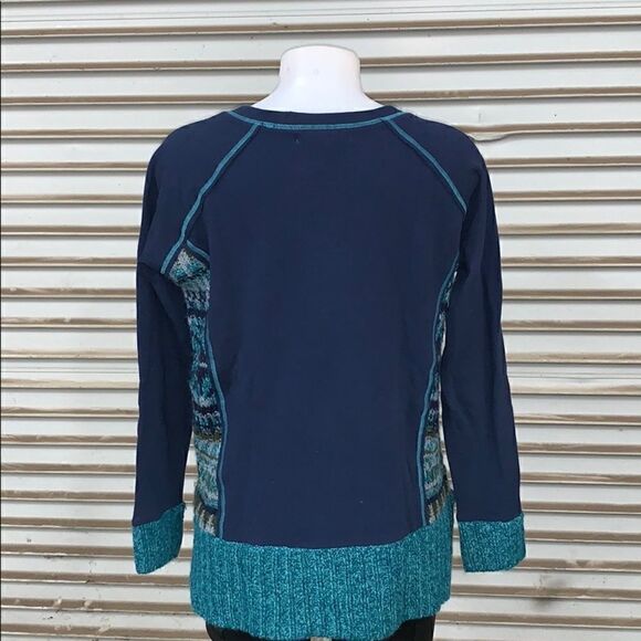 Kaisley size small sweatshirt with knit sides - Picture 7 of 8